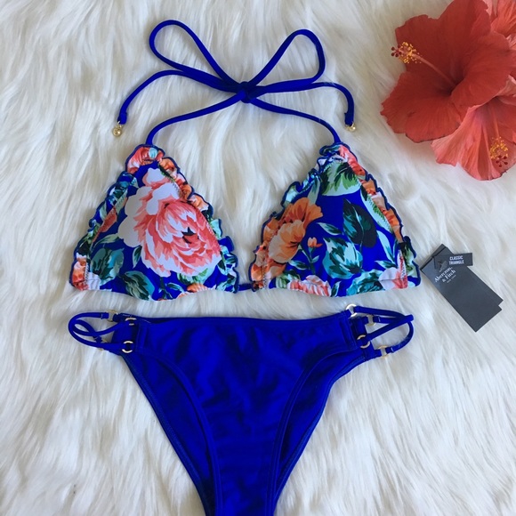 Abercrombie & Fitch Other - Ruffle Edge Cheeky Bikini